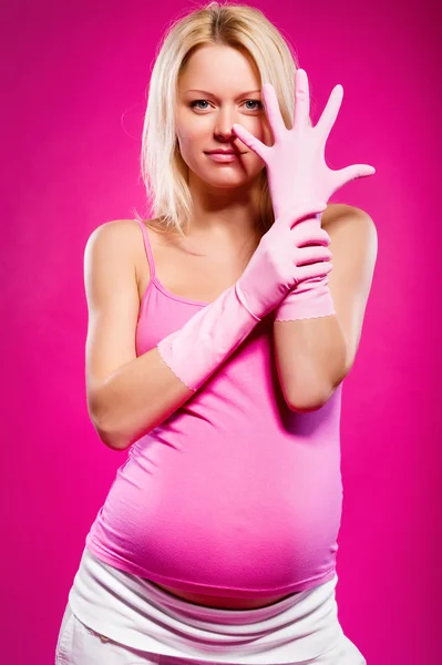 Mulher atraente grávida — Fotografia de Stock