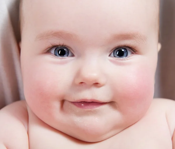 Close-up portrait of sweet little smiling baby girl — Stock Photo, Image