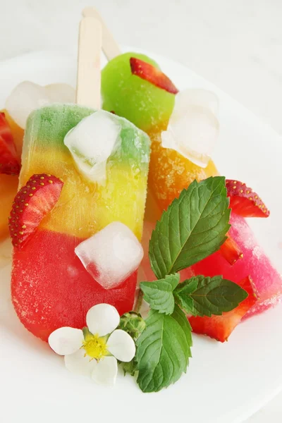 Mražené ovocné šťávy — Stock fotografie
