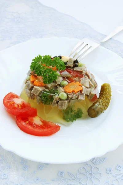 Jellied tongue and vegetables — Stock Photo, Image
