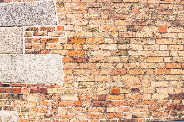 Tuğla duvar ve taş detay — Stok fotoğraf