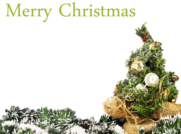 Beyaz üzerine izole edilmiş Noel ağacı — Stok fotoğraf