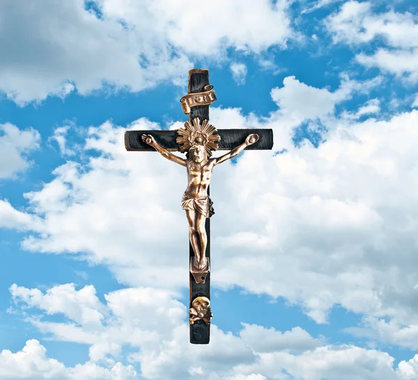 Ježíš Kristus nad modrá obloha — Stock fotografie