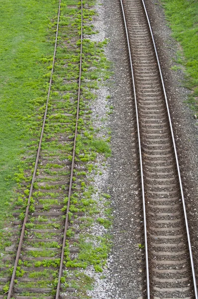 Oude en nieuwe spoorlijnen — Stockfoto