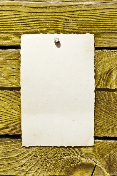 Nota vazia na textura da madeira — Fotografia de Stock