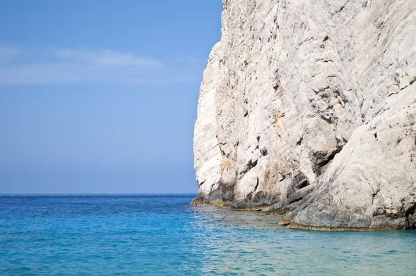 Zakynthos litoral na área da caverna azul - Grécia — Fotografia de Stock