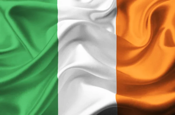 Irlanda ondeando bandera —  Fotos de Stock