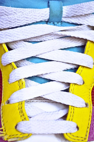 Tênis retro coloridos - tiro close-up — Fotografia de Stock