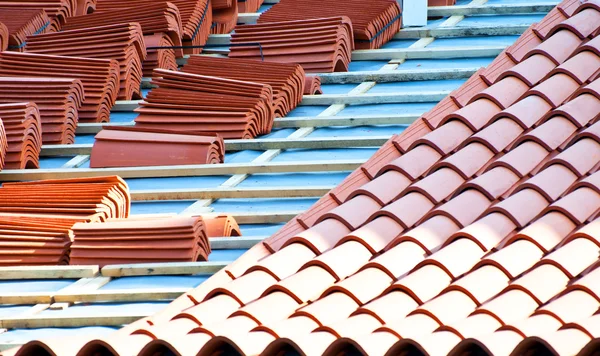 Строительство крыши — стоковое фото