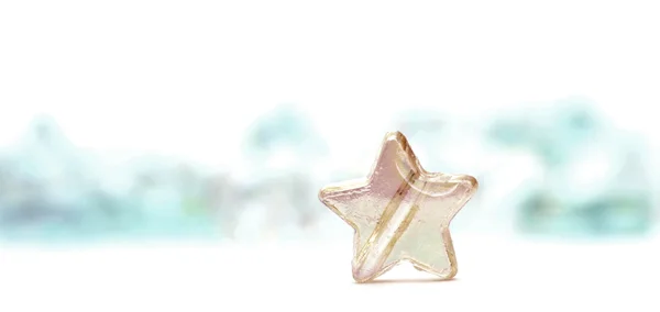 Close-up estrela contra fundo borrado — Fotografia de Stock
