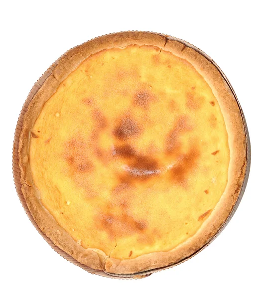 Bolo de queijo isolado em um fundo branco — Fotografia de Stock