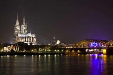 Ren Nehri ve dom, Köln, Almanya