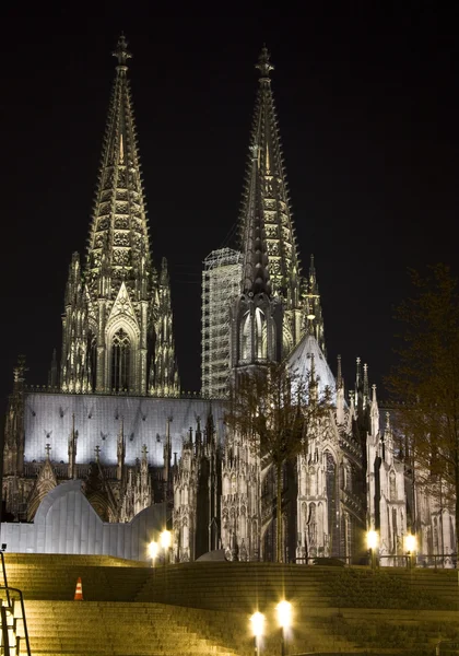 Kościół w nocy — Zdjęcie stockowe