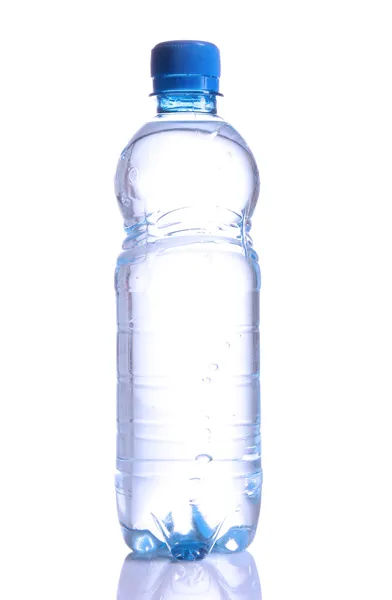 Botella con agua mineral —  Fotos de Stock