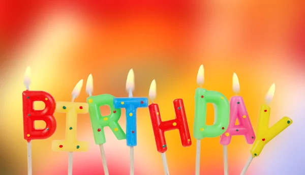 Set de velas de cumpleaños de colores aisladas en blanco — Foto de Stock