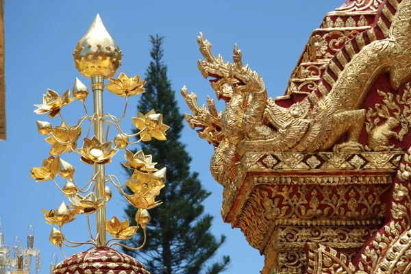 Храм Дои Сутеп, Чиангмай, Таиланд — стоковое фото