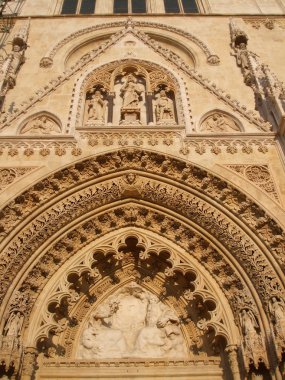 Portal - zagreb katedral