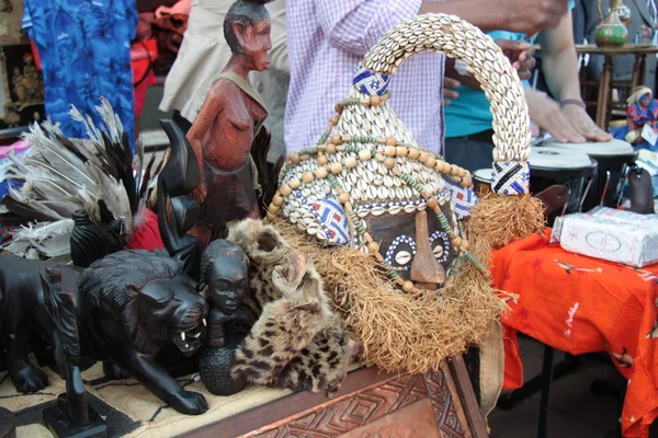 Tribal afrikanska souvenirer — Stockfoto