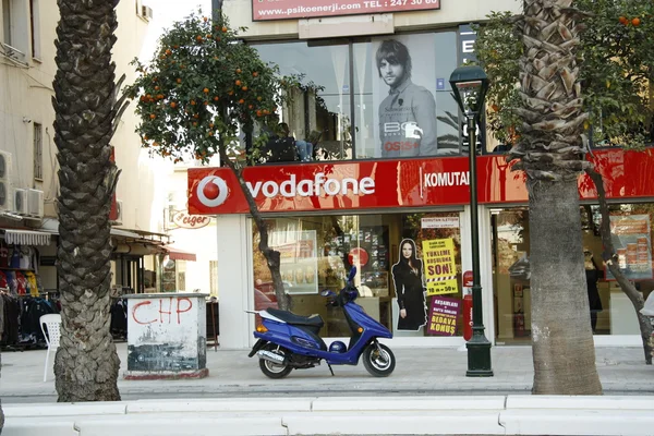 Магазин Vodafone в Турции — стоковое фото