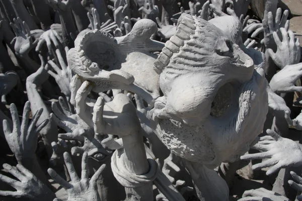 Скульптура пекло — стокове фото