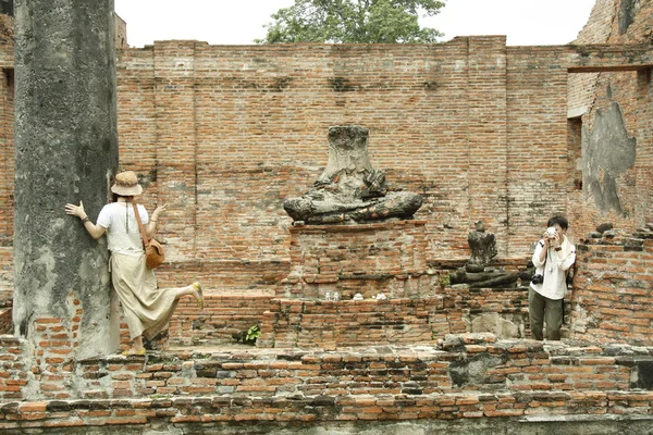 Ayutthaya içinde yolculuk Çift — Stok fotoğraf
