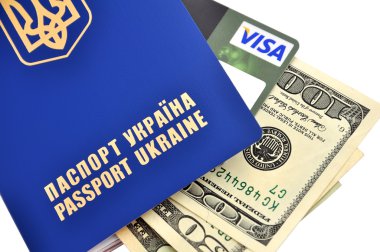 Pasaportlar ve dolar