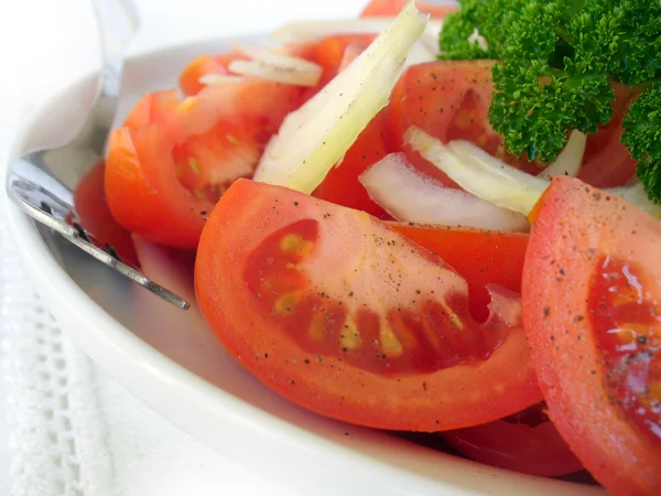 Salade van verse tomaten — Stockfoto