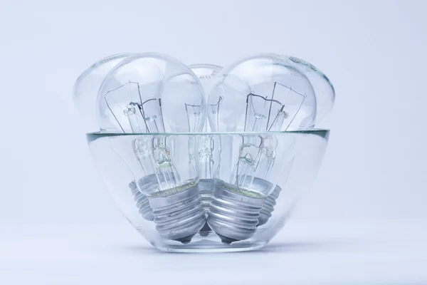 Lampen stehen aufrecht Glasschale — Stockfoto