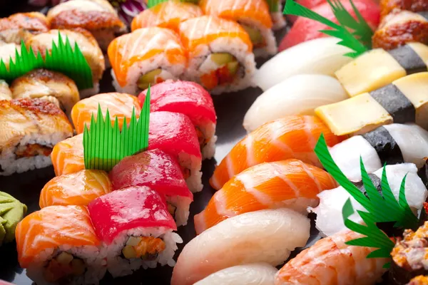 Rolos de sushi — Fotografia de Stock