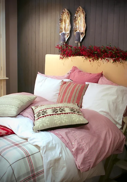 Decoración de invierno en el dormitorio — Foto de Stock