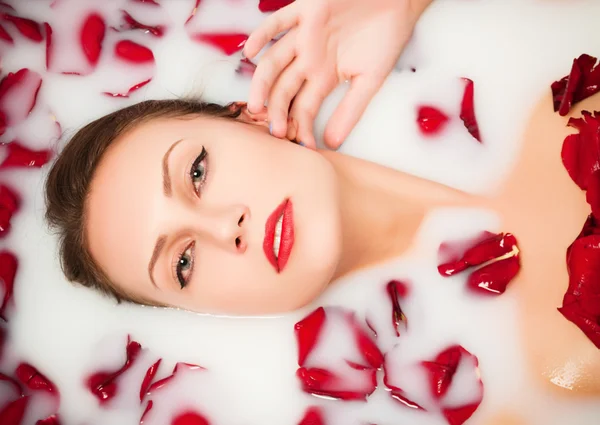 Milk and Roses, glamour closeup portrait — Stock Photo, Image