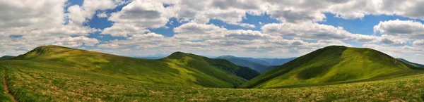 Mountains meadows panorama — Stock Photo, Image