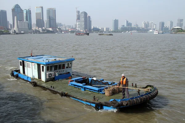 ボートでの上海します。 — ストック写真