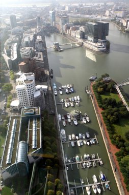 Dusseldorf medya Limanı