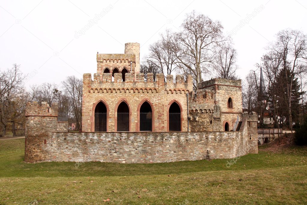 Mosburg Castle in Wiesbaden — Stock Photo © Sapientisat #9533394