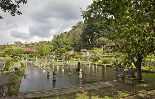 Tirtagangga woda royal palace — Zdjęcie stockowe
