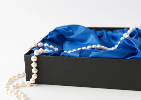 Pearls In A Satin Lined Gift Box — Stock Photo, Image