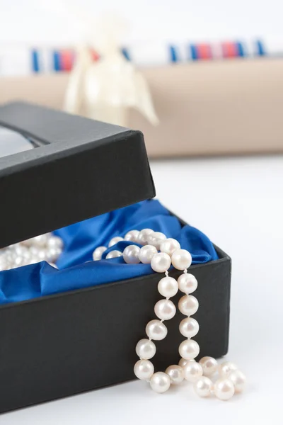 Gift Of Pearls — Stock Photo, Image