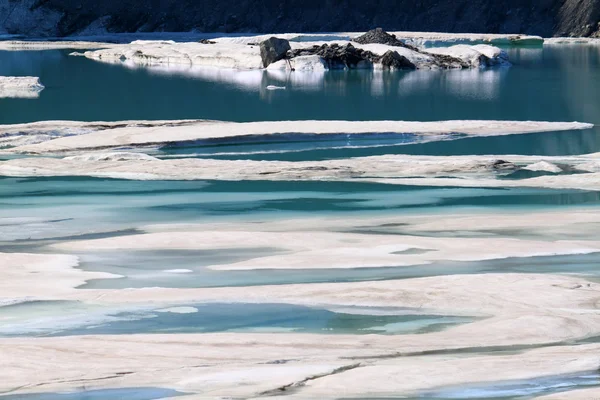 Acqua di fusione glaciale del ghiacciaio Grinnell — Foto Stock