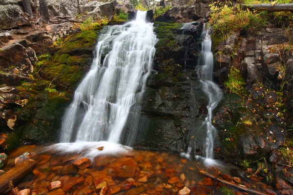 Upper Memorial Falls em Montana — Fotografia de Stock