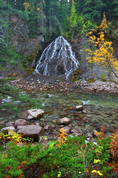 Fan Falls - Parque Nacional Jasper —  Fotos de Stock