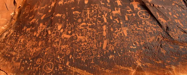 Noviny rock Petroglyfy v Utahu — Stock fotografie