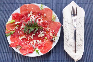 sığır carpaccio