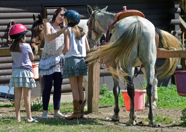 Девчонки в погонах
