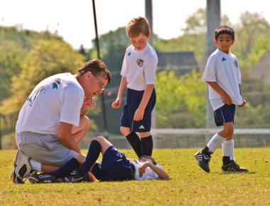 yaralanma futbolcu aşağı