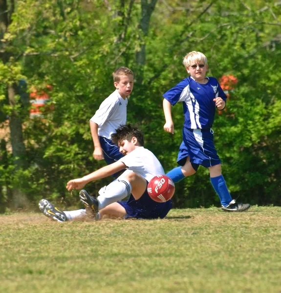 Jungenfußball 12-14 Jahre — Stockfoto