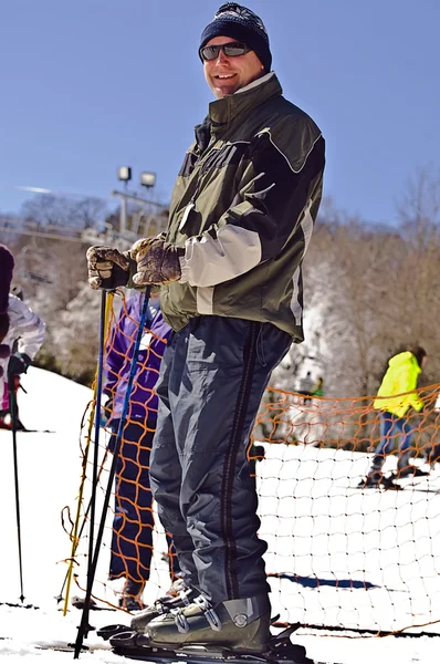 Man Ready to Ski — Stock Photo, Image