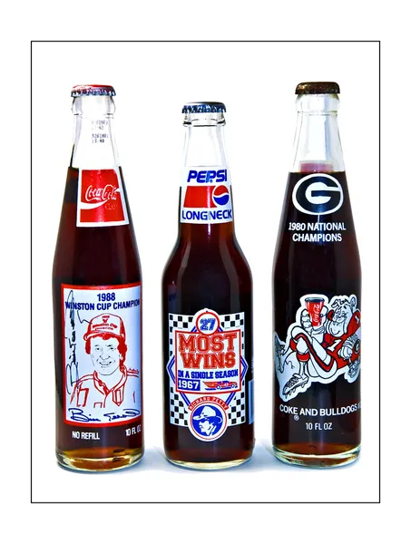 Sammelbare Cola-Flaschen — Stockfoto