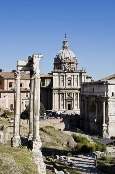 Římské fórum v Římě, Itálie — Stock fotografie