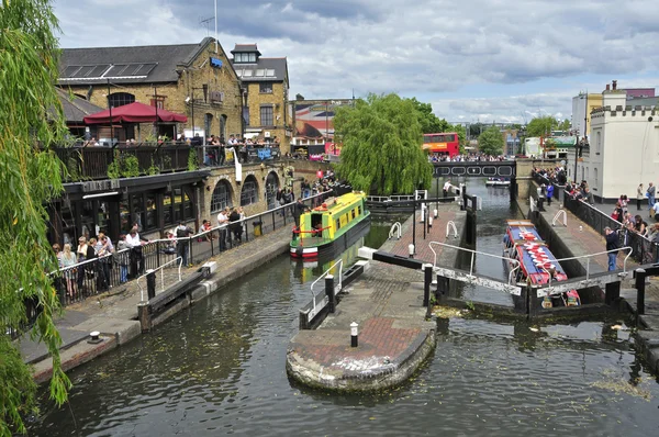 Camden lock v Londýně, Velká Británie — Stock fotografie